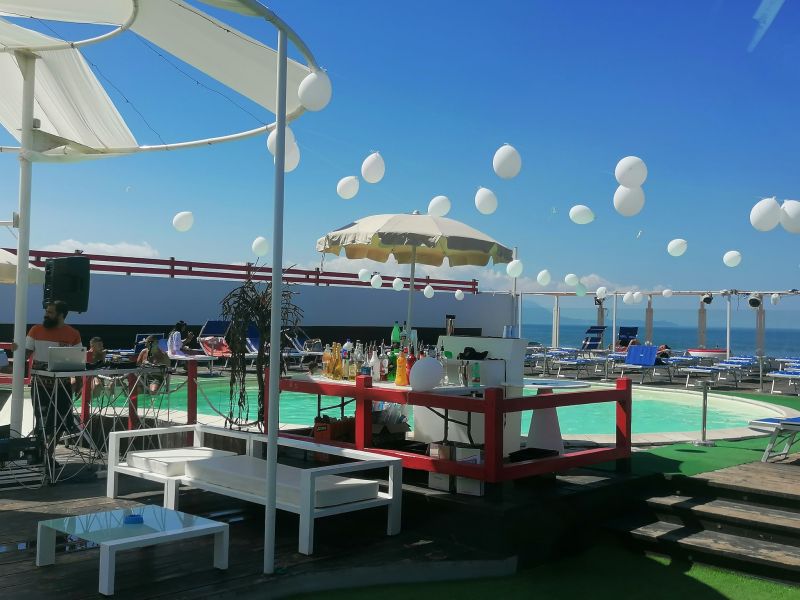 Lido Zen Relaxing Club