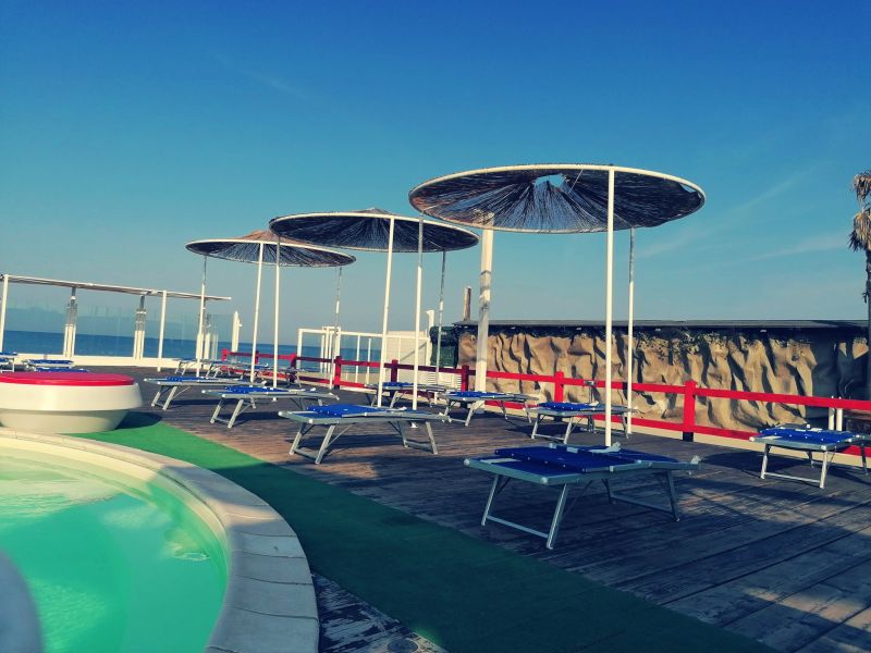 Lido Zen Relaxing Club