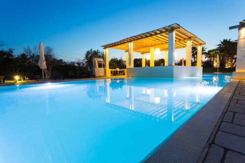 Borgo Rosso Terra Piscina