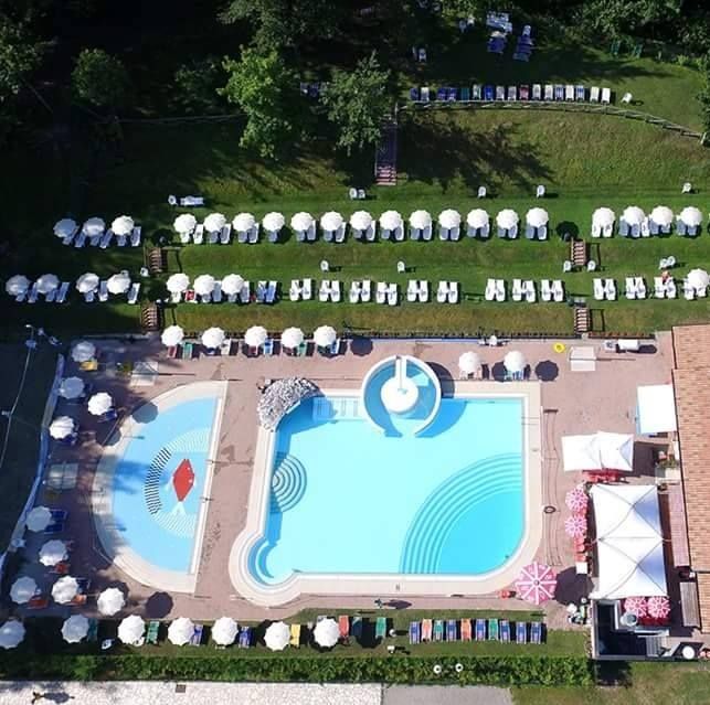 Piscina di Corniglio